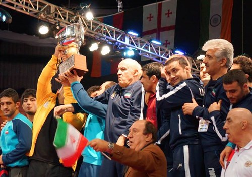 رقابت های جام جهانی کشتی آزاد/ هت تریک تیم ایران در جام جهانی